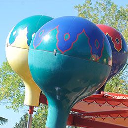 Les ballons d'orient au parc d'attraction Le PAL